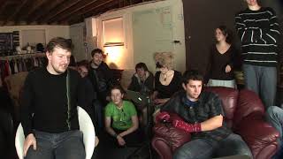 DB3 - The room sings King of Spain by Moxy Früvous