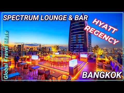 SPECTRUM Lounge & Bar, 29º andar, na cobertura Hyatt Regency Hotel Sukhumvit 13 Bangkok