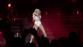 Halsey - Walls Could Talk (Live in Argentina 2018)