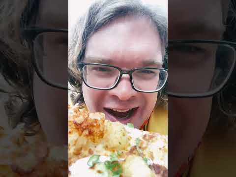 Tater Invader Gen Con Food Review *Hot Box Pizza*