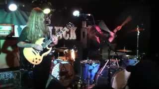 Kadavar - 'Doomsday Machine' & 'Goddess Of Dawn' (live) @ Hard Luck Bar