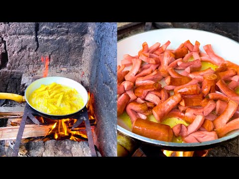 Ricas Salchipapas a leña al estilo - NATHALIA