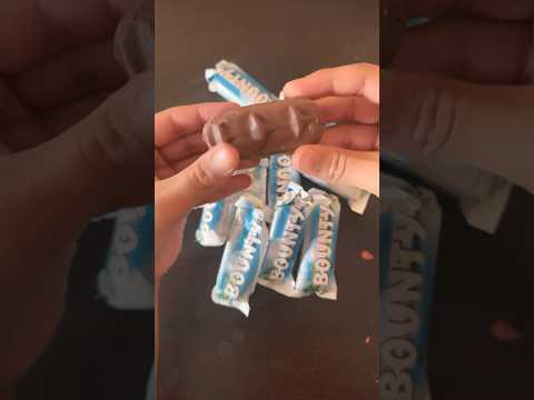 Bounty chocolate unboxing #ytshorts #chocolate