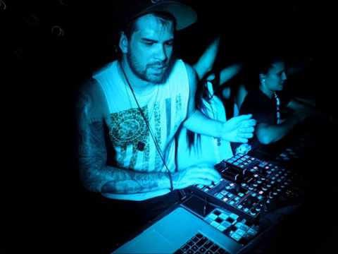Hunter Moore feat. Evan Norton - White Girl Wasted