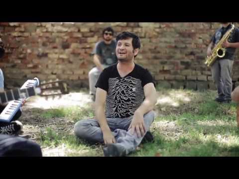 LaVitrola.cl: Modesto Medio - La Remontada