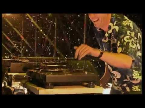 Kurtis Mantronik presents Chamonix - 77 Strings (Fat Boy Slim - Live @ Big Beach Boutique