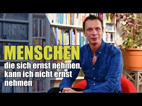 AUF DEM ROTEN STUHL | Klaus Eckel: "Menschen die sich ernst nehmen, kann ich nicht ernst nehmen"