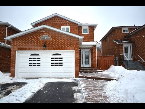 For Sale - 8 Muskoka Street, Brampton, ON L6Z 3W2