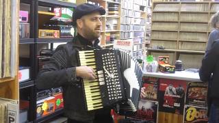 Franz Nicolay - "Dead Sailors" Live @ Groucho's, Dundee