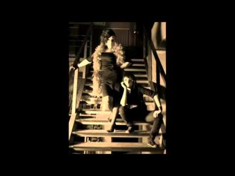 The Frajle (Big Sisters) - Stranac u noci (orig. Massimo)