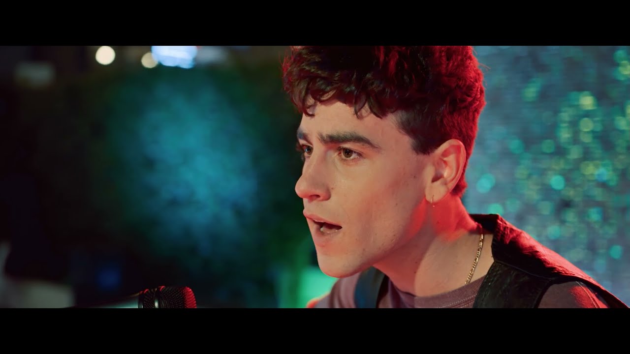 'El cover' (2021) 4K Clip: (FINAL PELÍCULA) Que Me Busquen Por Dentro - Àlex Monner | Clip 5/5