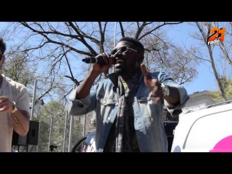 Connect-R feat. Obie -  Freestyle LIVE la Scoala Centrala