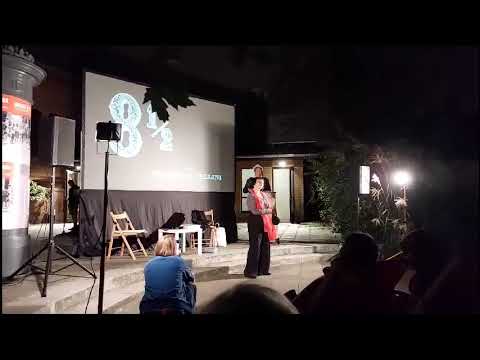 Rachelina singt "Bammenella" mit Drehorgel-Begleitung