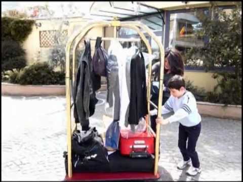 1 Cubolettera Andrea De Angelis nel Back Stage "È stato solo un flirt"