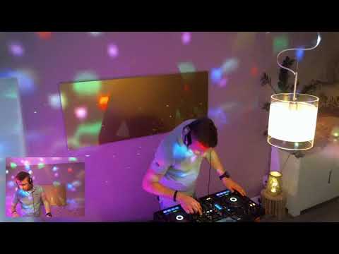 Misja Helsloot b2b Signum in Hels Kitchen