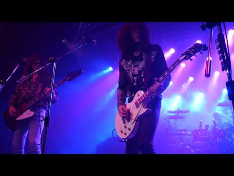 CraZze Live! Don't Go Away – Brno Aftermovie