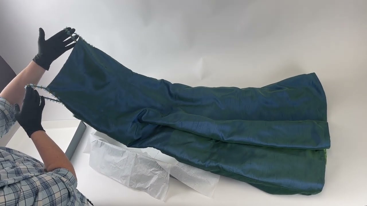 The video of the Archival Textile Storage Kit shows how to preserve your textiles, quilts, and delicate fabrics in acid-free boxes. 