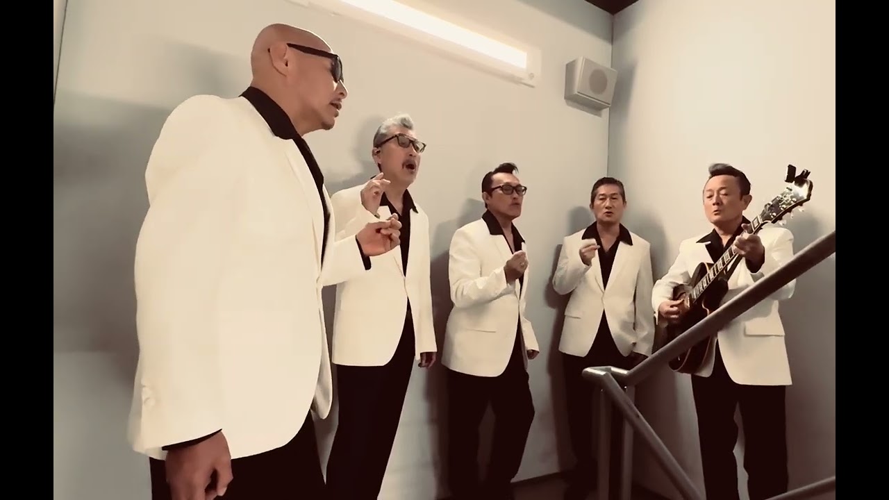 There's moon out tonight   