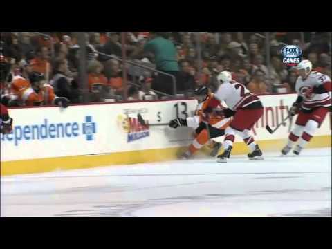 Tim Wallace hammers Tye McGinn {Dual-Feed}