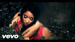 Nicki Minaj - Freaky Girl ft. Lil&#39; Kim (Official)