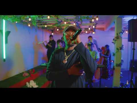 Ice Meez – Fake Friends Ft The Yee Section | Live at The Bakery (Regie: @Splashthakidd)