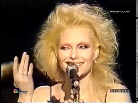 Anna Oxa feat. Fausto Leali & New  Trolls - Medley live