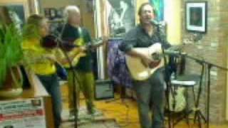 Richard Shindell - Reunion Hill - wkze98.1 parlor session