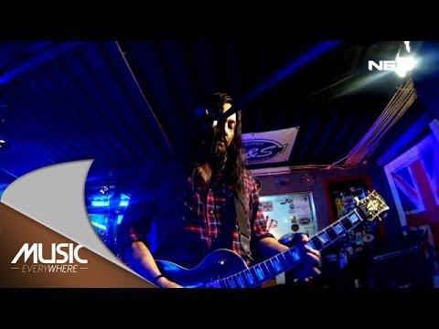 Andra and The Backbone  - Klise - Music Everywhere **