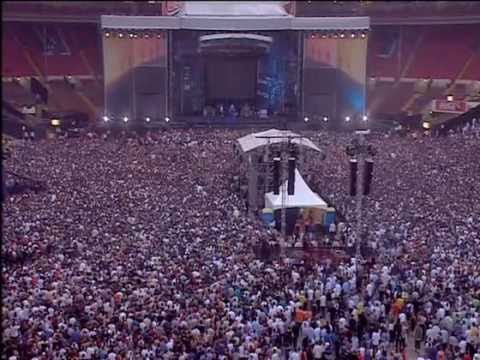 Oasis Supersonic (Live at Wembley 2000)
