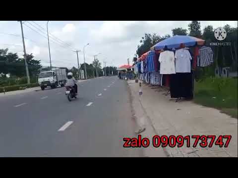 cần tiền cần ra gấp lô đất ngay trung tâm đức huệ