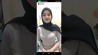 awek melayu tudung hitam