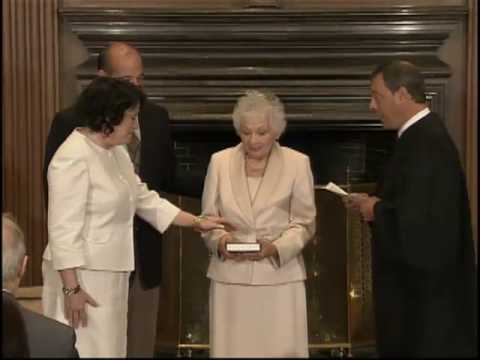 Swearing in Justice Sonia Sotomayor
