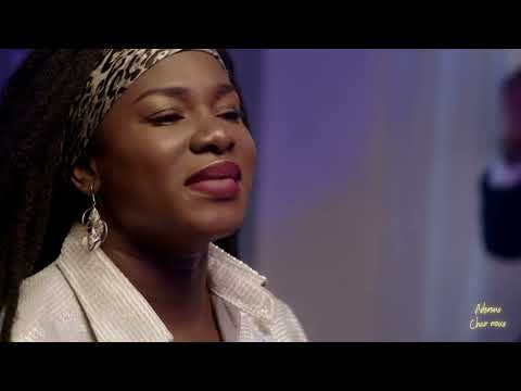 Marina Kouassi & Living Gospel - Epikaïzo