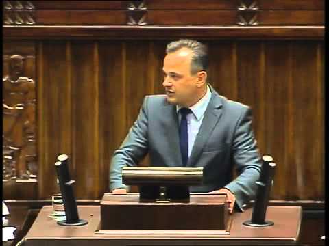 Artur Ostrowski pyta premiera o zarzuty wobec Antoniego Macierewicza