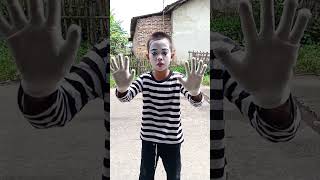 Download lagu Pantomim Beli Es teh #comedy #funny #lucu mp3 Download lagu Pantomim Beli Es teh #comedy #funny #lucu mp3