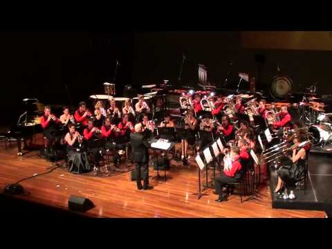 Lux Aurumque by Eric Whitacre played by brassband 'De Bazuin' Oenkerk