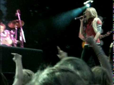 04.06.08 Vijlandi - Crashing Through The Door  - Vanilla Ninja - Reestart Tour 2008