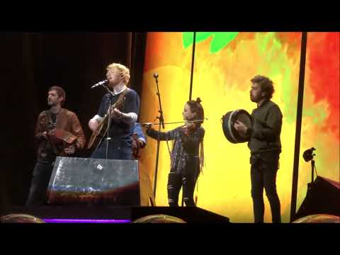 Ed Sheeran with Beoga - Nancy Mulligan & Galway Girl @ Roundhay Park, Leeds 16/08/19