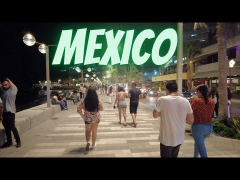 No Way! Walking at Night in Mazatlan Sinaloa Mexico