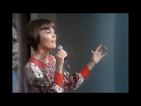 Mireille Mathieu - Pardonne-moi ce caprice d'enfant (1970) - stereo