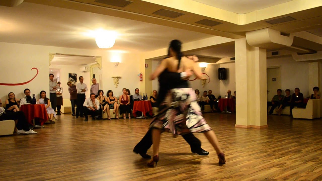 Alla Rotonda...Luis Mendez e Gabriela Gonzalez! Bellissimi!