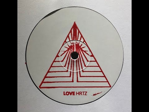 LOVEHRTZ - MUSIC MAKES ME HIGH (LVHRTZ 002)