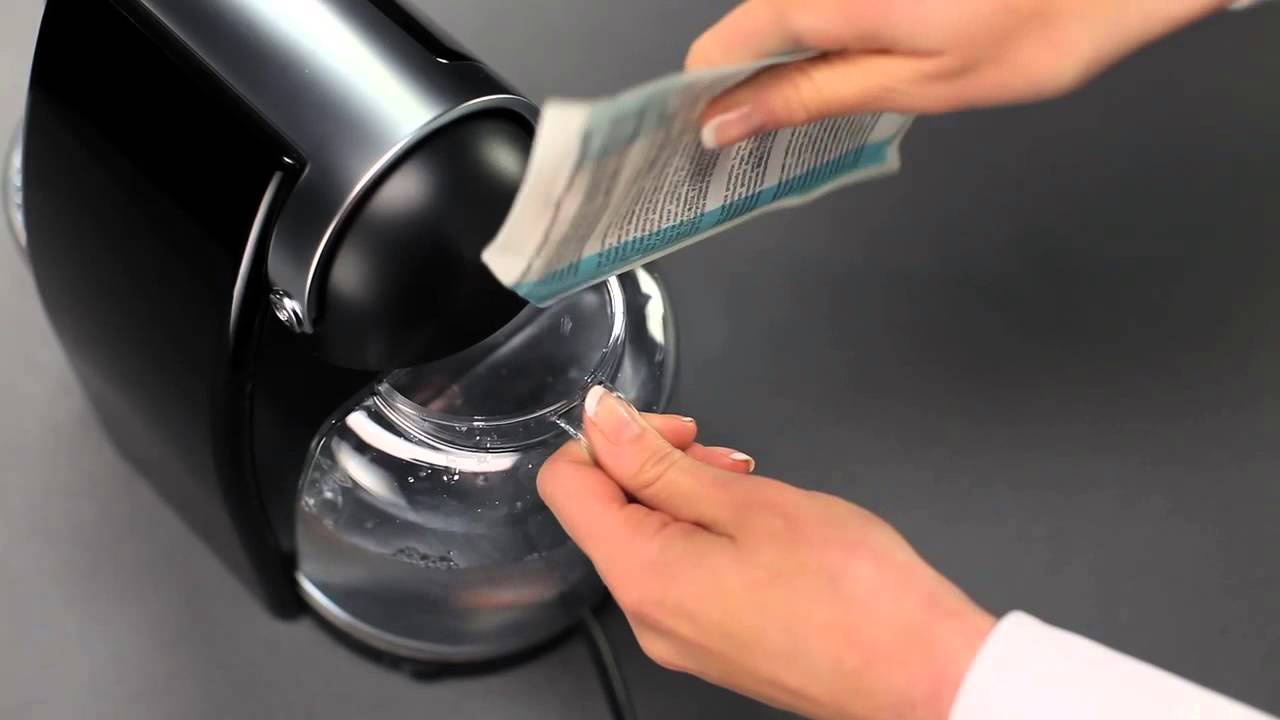 NESPRESSO Essenza mini kapsulinis kavos aparatas, juodas