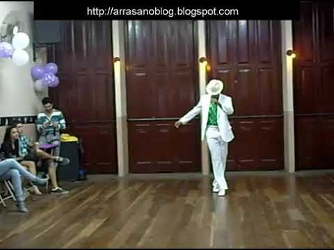 Alexandre Silva solo de samba no pé