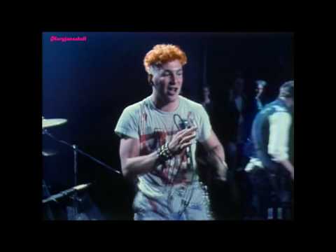 THE VANDALS - SUBURBIA (HD)