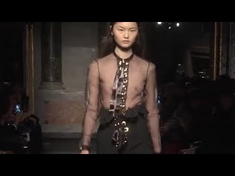 Francesco Scognamiglio | Fashion Show Fall Winter 2016 2017 Milan Fashion Week