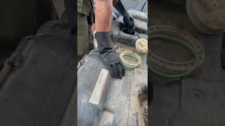 How to replace the fuel sending unit on your LR3