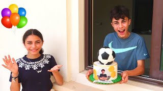 Download lagu HAPPY BIRTHDAY Zak! Heidi and Zidane have prepared a surprise for their brother! mp3