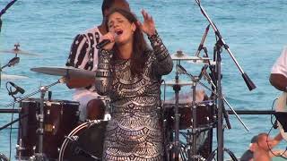 Lindsey Webster - Live - Detroit (St. Clair) - Walk Away - 2018aug18