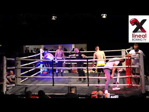 Connor Cummings.   vs.     Aaron Swindon  24/08/19 HG WELLS center